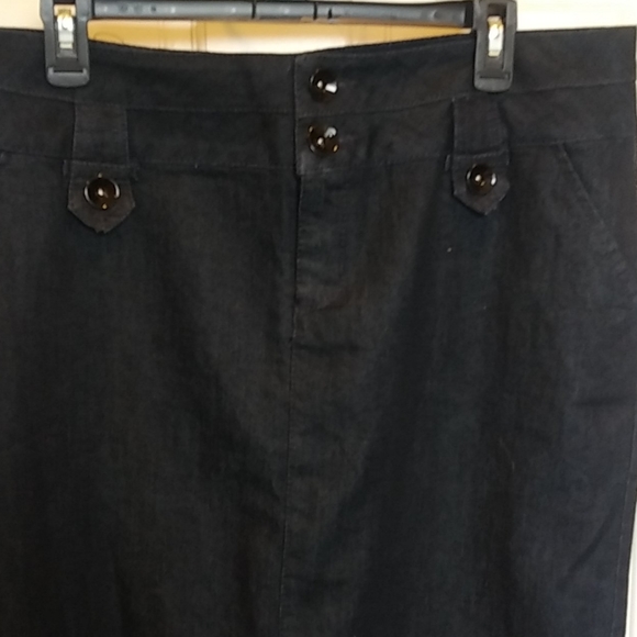 Size 14 W Women's Dark Blue Jeans Skirt, with buttons - Picture 2 of 6